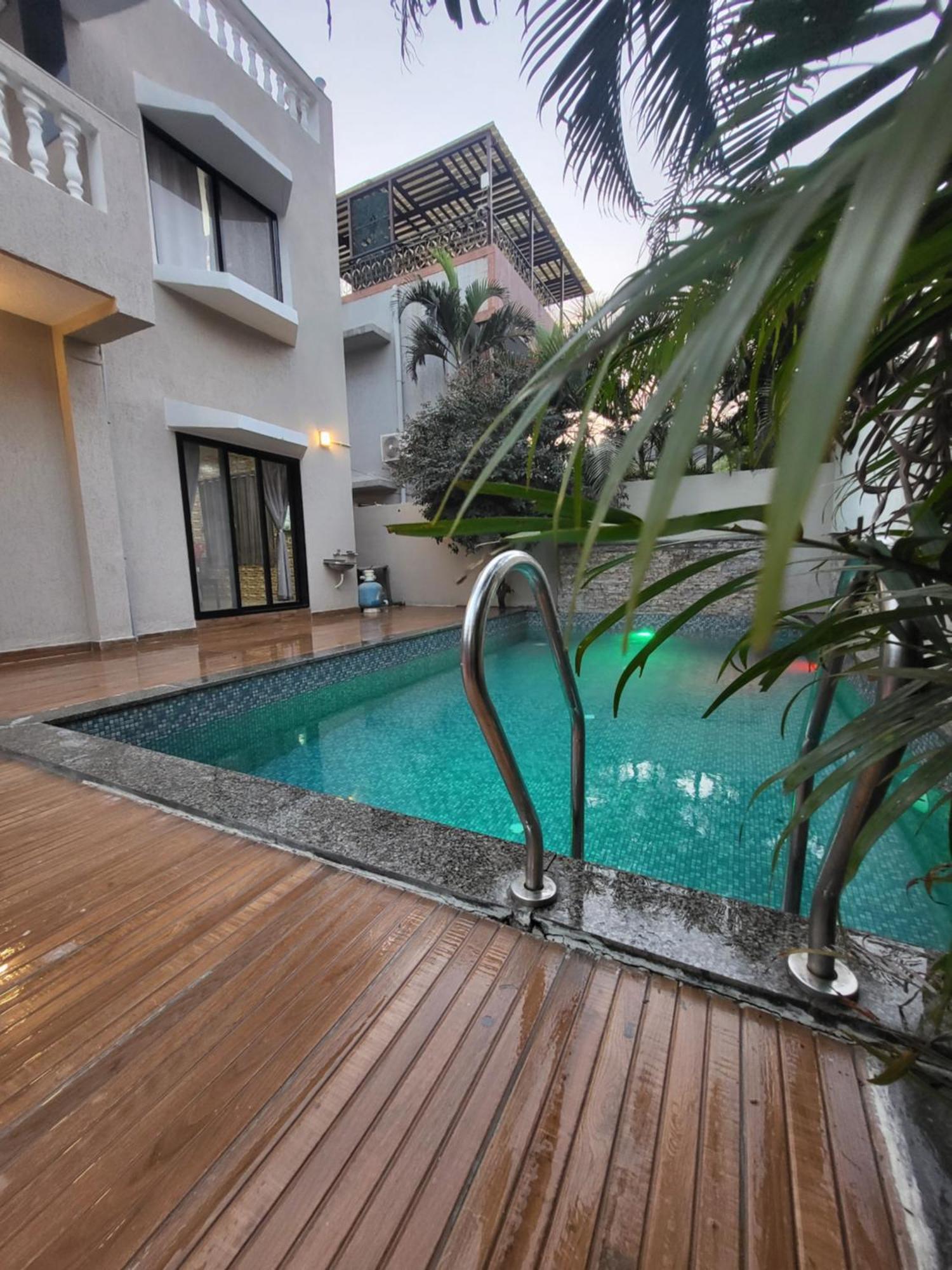The Perfect Stays Para Disco Big Pool Cricket Turf Villa โลนาวาลา ภายนอก รูปภาพ