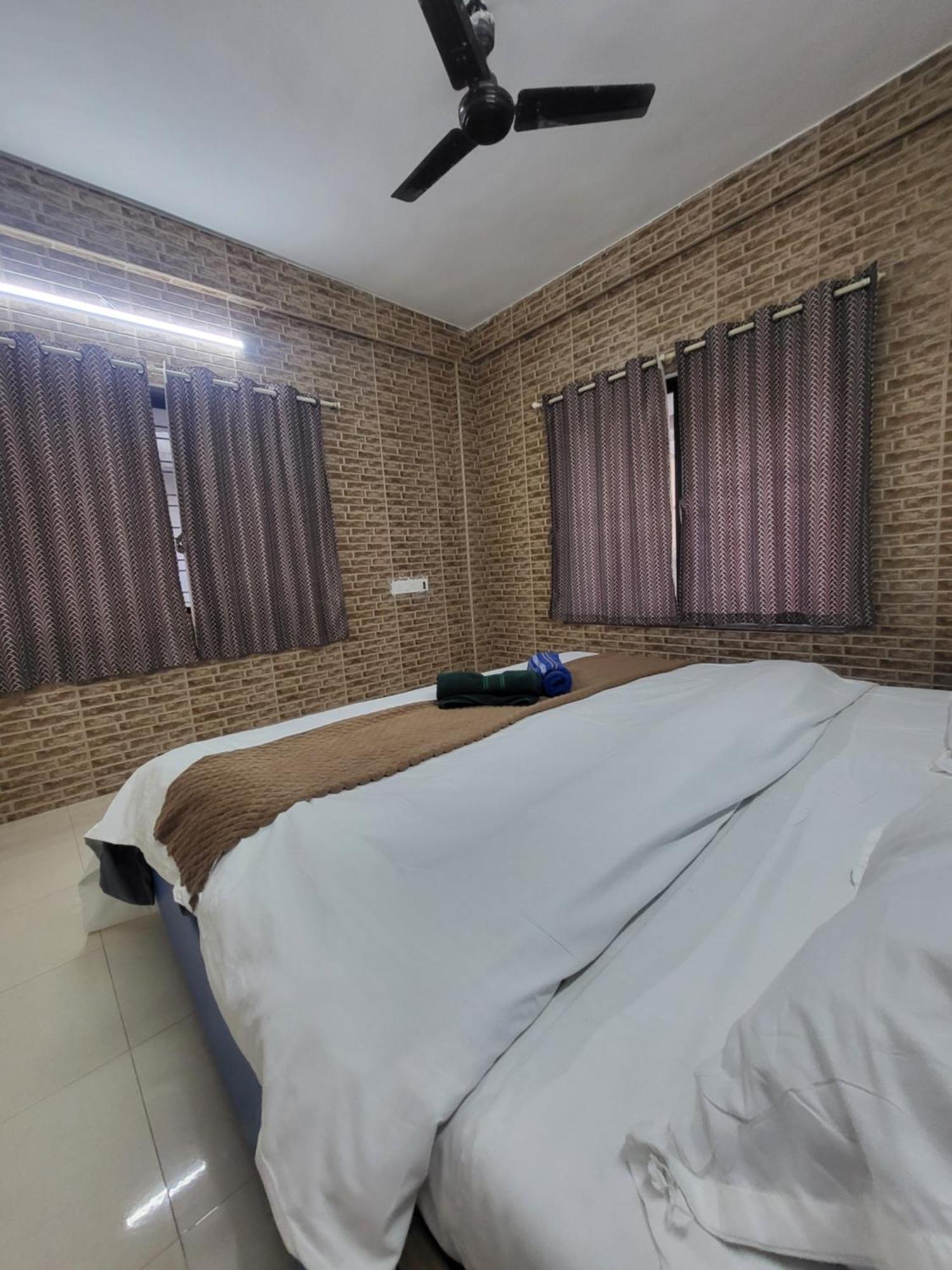 The Perfect Stays Para Disco Big Pool Cricket Turf Villa โลนาวาลา ภายนอก รูปภาพ