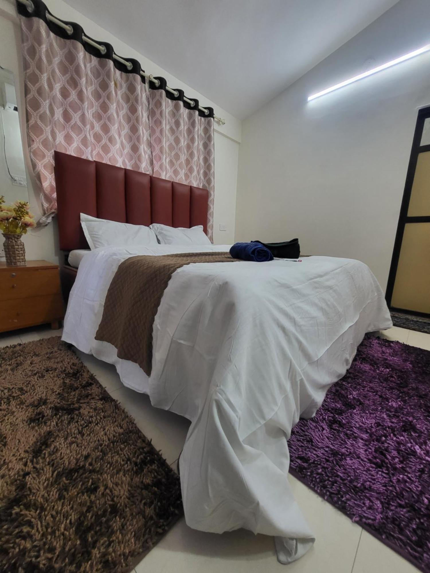 The Perfect Stays Para Disco Big Pool Cricket Turf Villa โลนาวาลา ภายนอก รูปภาพ
