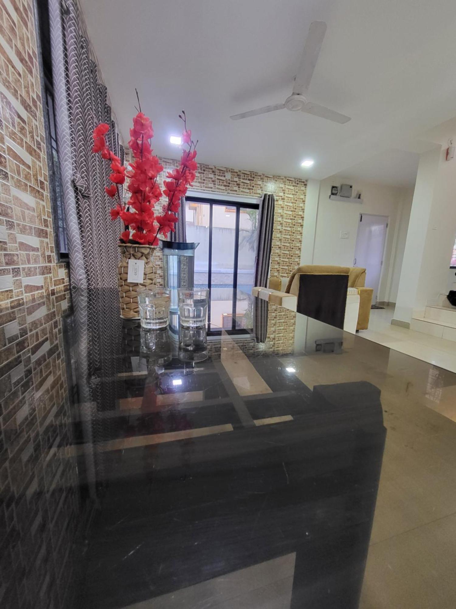 The Perfect Stays Para Disco Big Pool Cricket Turf Villa โลนาวาลา ภายนอก รูปภาพ